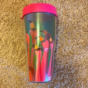 Tervis 24 Oz cup with lid